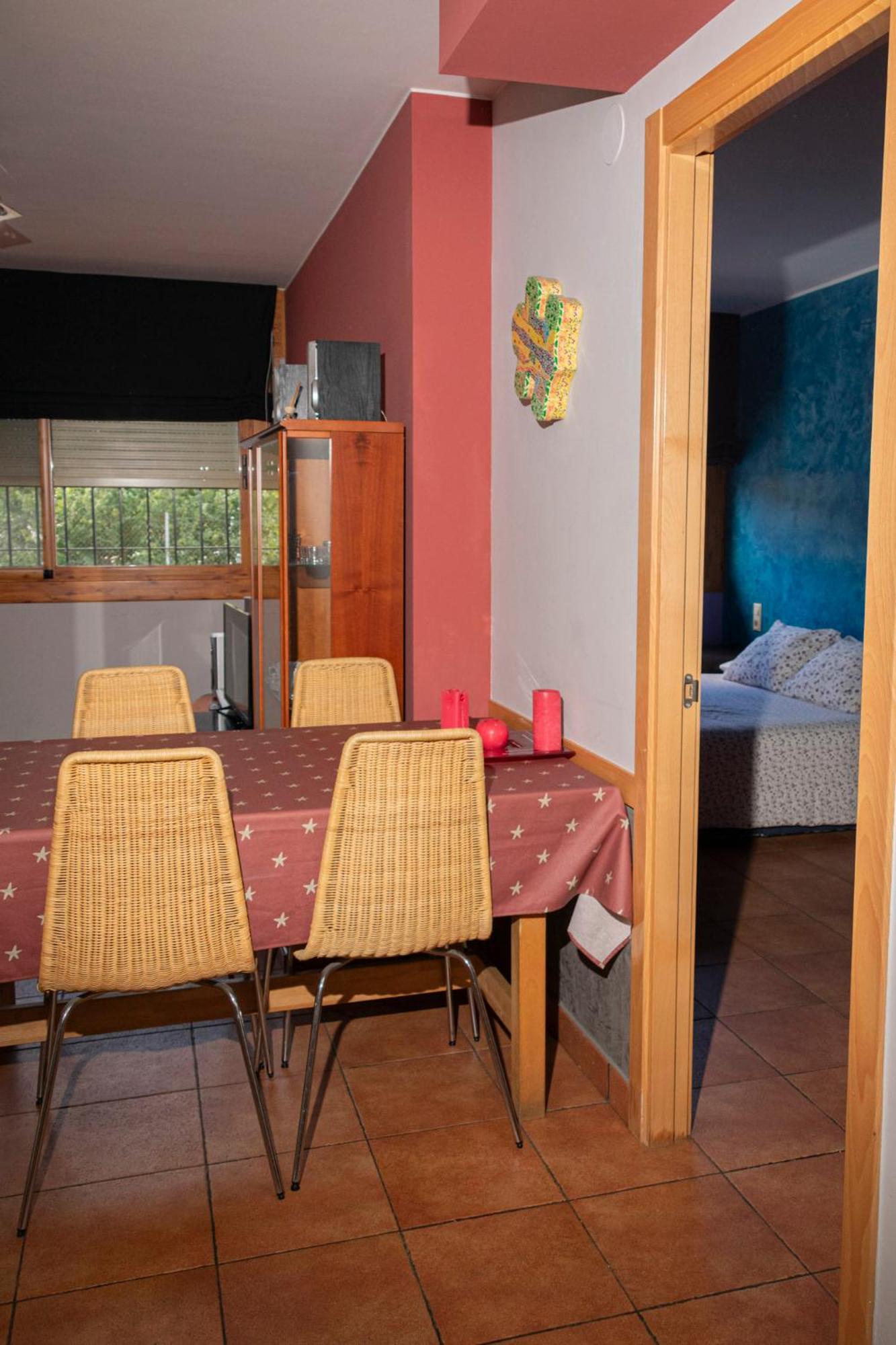 Casa Baja Apartment Валдеробрес Екстериор снимка