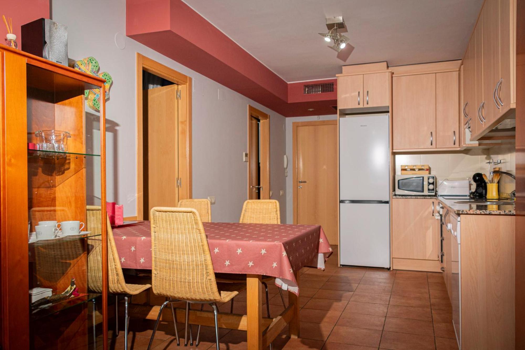 Casa Baja Apartment Валдеробрес Екстериор снимка