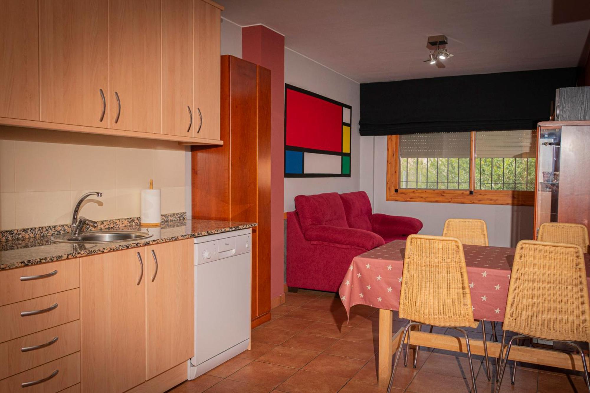 Casa Baja Apartment Валдеробрес Екстериор снимка